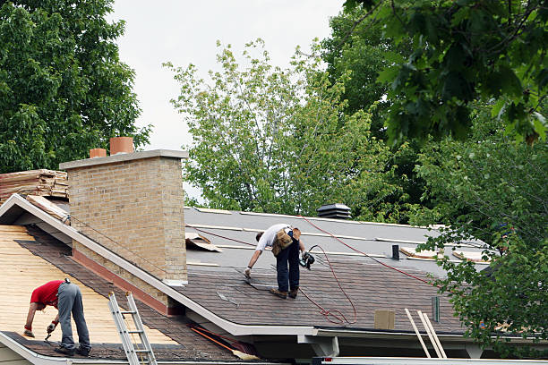 Hot Roofs in Pioneer Village, KY